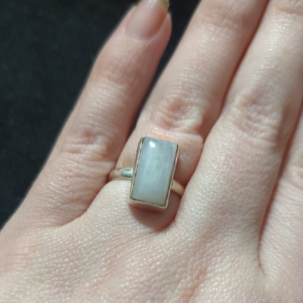 Sterling Silver Rainbow Moonstone Gemstone Rectangular Statement Ring - Size 6
